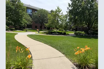 865 E 22nd Street #222B, Lombard, IL 60148 - Photo 7