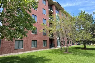 865 E 22nd St, Lombard, IL 60148 - Photo 9