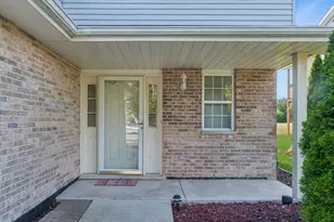16200 Bormet Dr, Tinley Park, IL 60477 - Photo 3
