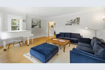 6542 N Maplewood Avenue, Chicago, IL 60645 - Photo 5