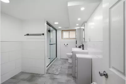 6542 N Maplewood Avenue, Chicago, IL 60645 - Photo 15