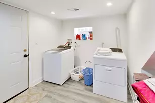 8915 S Racine Ave, Chicago, IL 60620 - Photo 33