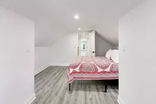 8915 S Racine Ave, Chicago, IL 60620 - Photo 19