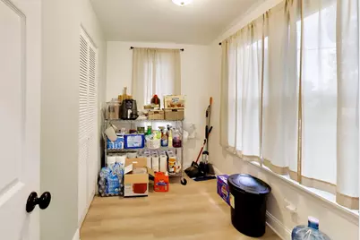 8915 S Racine Avenue, Chicago, IL 60620 - Photo 15