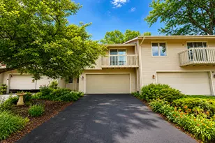 4685 High Point Dr, Rockford, IL 61114 - Photo 1