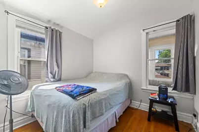 5848 W Catalpa Avenue, Chicago, IL 60630 - Photo 9