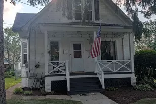 739 N 11th St, Dekalb, IL 60115 - Photo 1