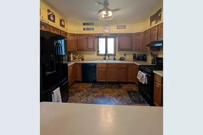 739 N 11th Street, Dekalb, IL 60115 - Photo 7