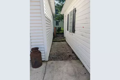 739 N 11th Street, Dekalb, IL 60115 - Photo 23