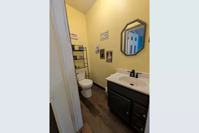 739 N 11th Street, Dekalb, IL 60115 - Photo 11