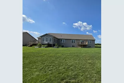 735 Yingling Drive, Dixon, IL 61021 - Photo 5