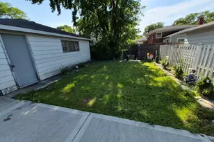 6842 N Central Ave, Chicago, IL 60646 - Photo 17
