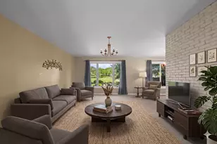 190 S Circle Ave, Bloomingdale, IL 60108 - Photo 5