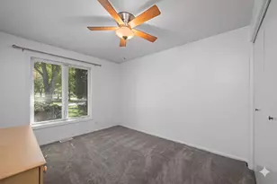 190 S Circle Ave, Bloomingdale, IL 60108 - Photo 15
