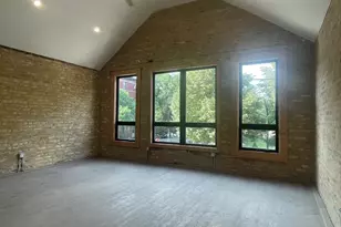 1157 W Webster Ave, Chicago, IL 60614 - Photo 3