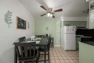 6115 W 94th St, Oak Lawn, IL 60453 - Photo 9