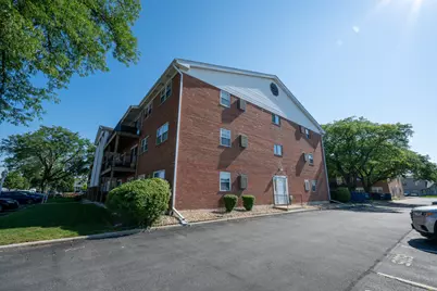 6115 W 94th Street #A5, Oak Lawn, IL 60453 - Photo 3