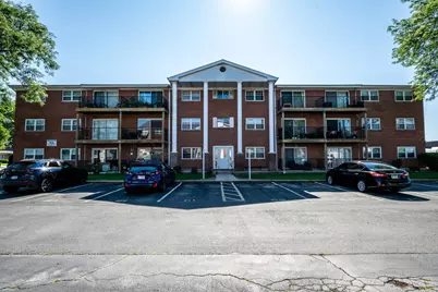 6115 W 94th Street #A5, Oak Lawn, IL 60453 - Photo 1