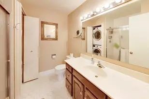100 Lake Blvd, Buffalo Grove, IL 60089 - Photo 19