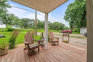 7456 N River Rd, Byron, IL 61010 - Photo 25