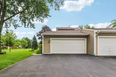 201 Colony Court, Vernon Hills, IL 60061 - Photo 1