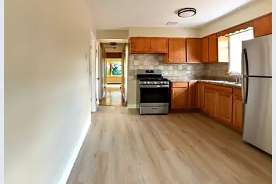 1018 S 11th Avenue #2, Maywood, IL 60153 - Photo 5