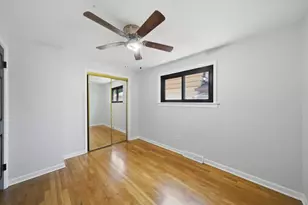 11149 S Green Bay Ave, Chicago, IL 60617 - Photo 15