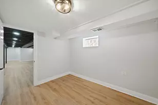 11149 S Green Bay Ave, Chicago, IL 60617 - Photo 25