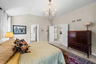 28620 Ashford Ct, Lake Bluff, IL 60044 - Photo 21