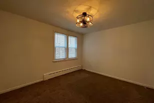 3s230 Warren Ave, Warrenville, IL 60555 - Photo 7