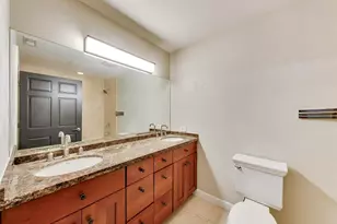 70 E 18th St, Chicago, IL 60616 - Photo 7