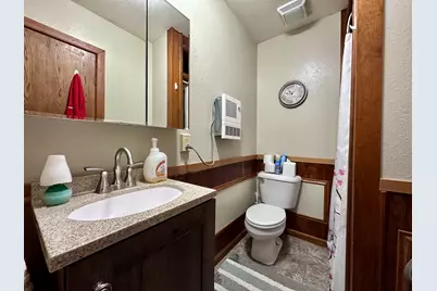 410 Broadway Avenue, Sterling, IL 61081 - Photo 13