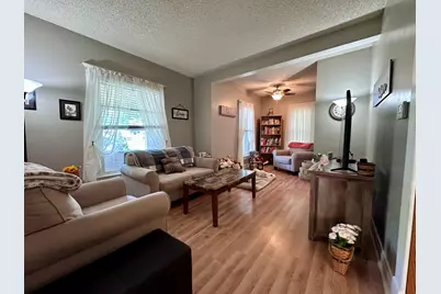 410 Broadway Avenue, Sterling, IL 61081 - Photo 9