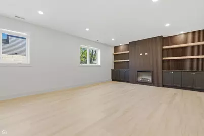 8041 S 85th Court, Justice, IL 60458 - Photo 9
