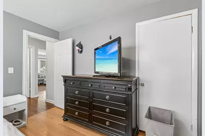 7540 N Octavia Avenue, Chicago, IL 60631 - Photo 17