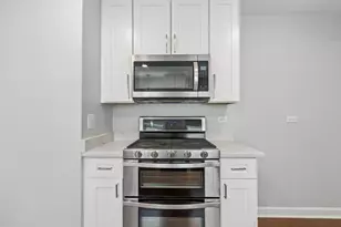 7540 N Octavia Ave, Chicago, IL 60631 - Photo 7