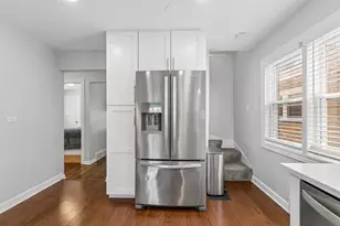 7540 N Octavia Ave, Chicago, IL 60631 - Photo 9
