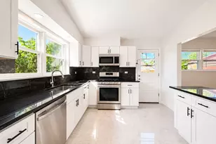 406 Sunset Dr, Wilmette, IL 60091 - Photo 5