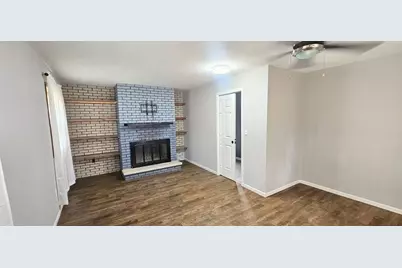 909 E Lake Street, Aurora, IL 60506 - Photo 5