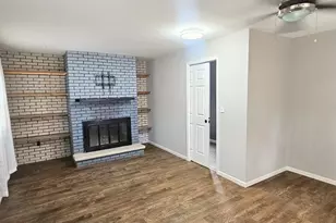 909 E Lake St, Aurora, IL 60506 - Photo 5