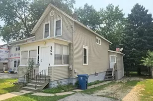 909 E Lake St, Aurora, IL 60506 - Photo 1