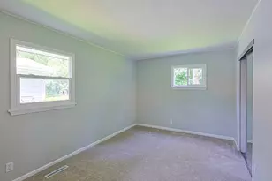 414 Tulsa Ave, Carpentersville, IL 60110 - Photo 15