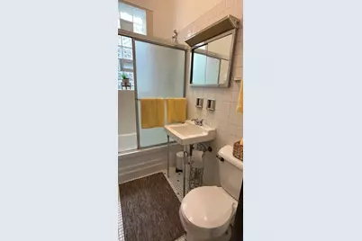 1223 W Gunnison Street, Chicago, IL 60640 - Photo 11