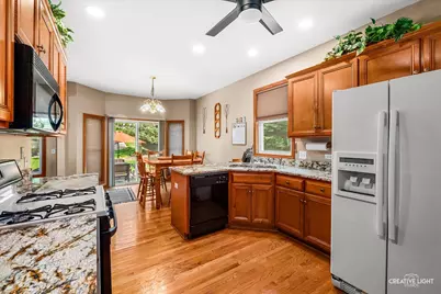 1324 Hickory Ridge Drive, Montgomery, IL 60538 - Photo 7
