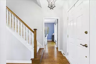 608 Fox Hollow, Dekalb, IL 60115 - Photo 3