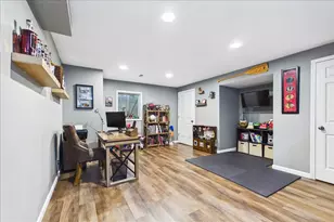608 Fox Hollow, Dekalb, IL 60115 - Photo 23