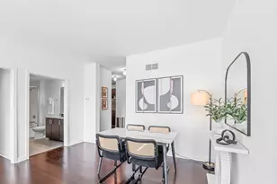 1246 W Devon Ave, Chicago, IL 60660 - Photo 5