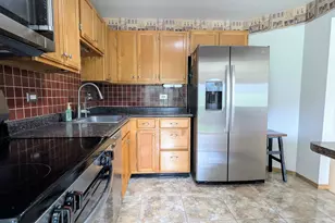 1880 Fox Run Dr, Elk Grove Village, IL 60007 - Photo 7