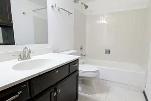 1880 Fox Run Dr, Elk Grove Village, IL 60007 - Photo 15