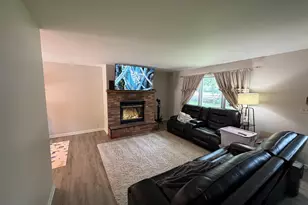 3S478 Winfield Rd, Warrenville, IL 60555 - Photo 5